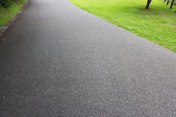 Cost of Tar And Chip Driveway Paving in Fort Smith